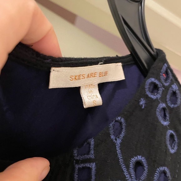 Skies are Blue Tank - Picture 2 of 5